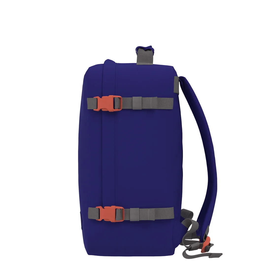 CabinZero Classic 36L (Neptune Blue)