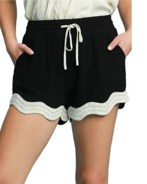 Made the Connection Scalloped Hem Shorts in Black - Misses and Curvy