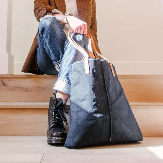 Over-the-Shoulder City TOTE |Dark Navy WAXED cotton DENIM Outside